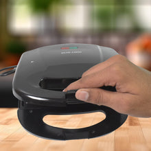 Sandwich Maker – Non-Stick Plates & Indicator Lights for Easy Home Cooking