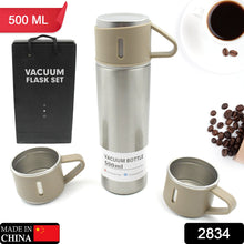  Stainless Steel Vacuum Flask Set 500ml - in-use lifestyle shot
