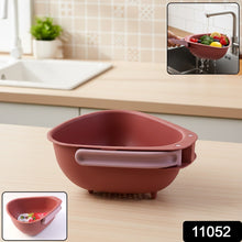Foldable handle colander